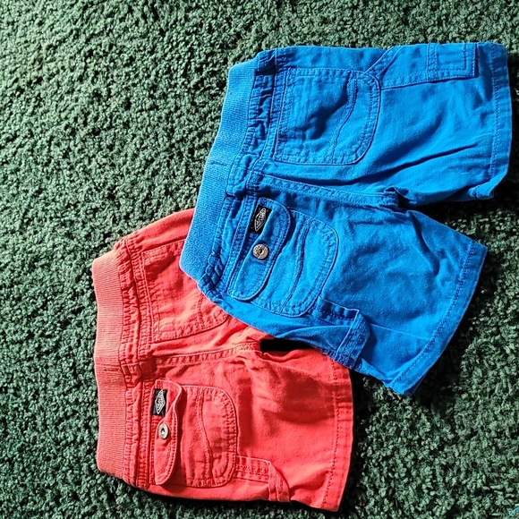 Lee Relaxed Shorts- Red and Blue 12M - Picture 4 of 6